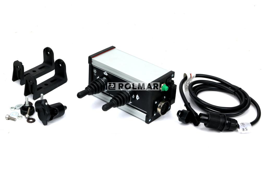 Panel z dwoma joystickami 4-pozycyjnymi. 12VDC