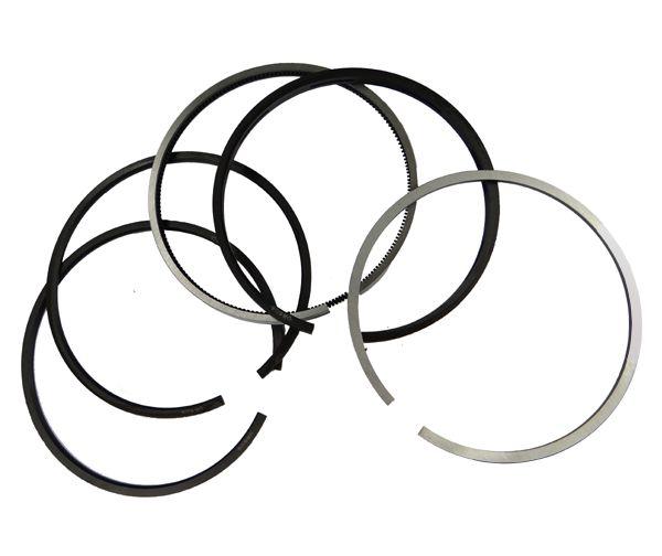 Komplet pierścieni silnika 1-tłok K1-2157-000  MF-4 ORYGINAŁ URSUS