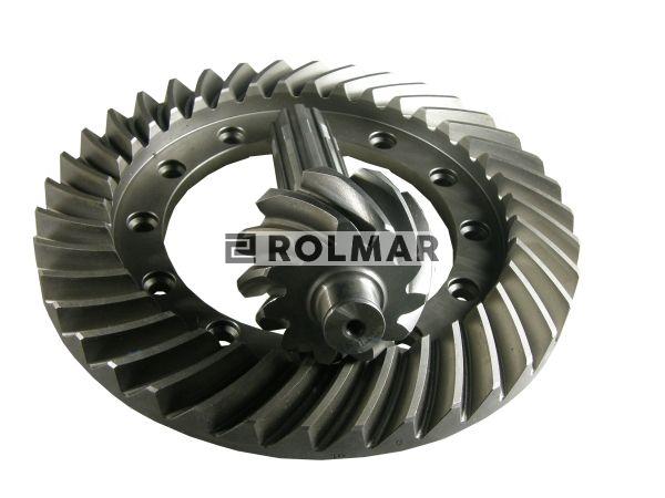 Koło z wałkiem ataku tylnego mostu ,255,3512,3514,4512 887558M1 Z-11/38 MF-3/4