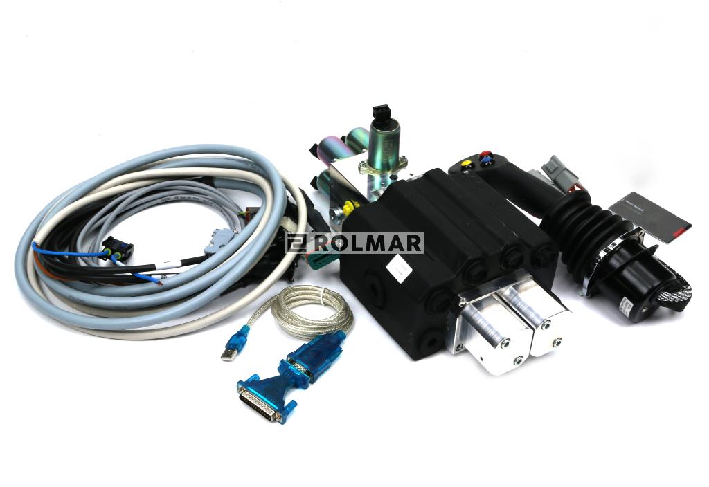 Proporcjonalny rozdzielacz hydrauliczny do ładowaczy czołowych LS (Load Sense) 2-sek. max przepływ 90L 1-sekcja pływająca - sterowany elektrycznie