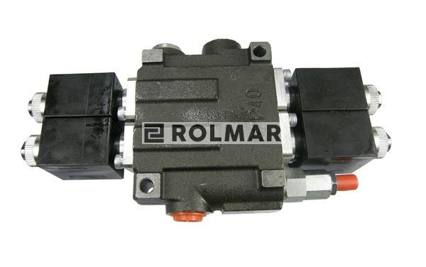 Rozdzielacz hydrauliczny dwusekcyjny sterowany elektrycznie 50L