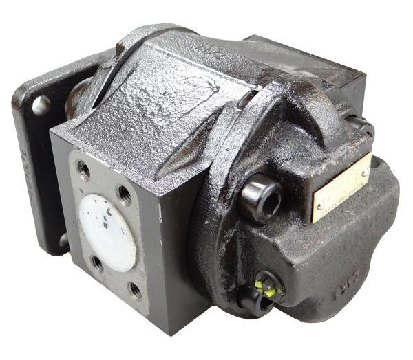 Silnik hydrauliczny S-099D (S-051D) M2A2125C5B25D3 K-606 K-611 K-612 M-150H Waryński