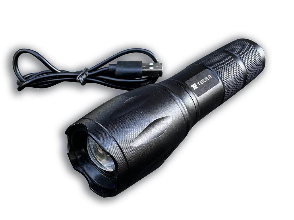 Latarka uniwersalna ładowana USB z funkcją POWER BANK 2200mAh XPS 300 lm Teger