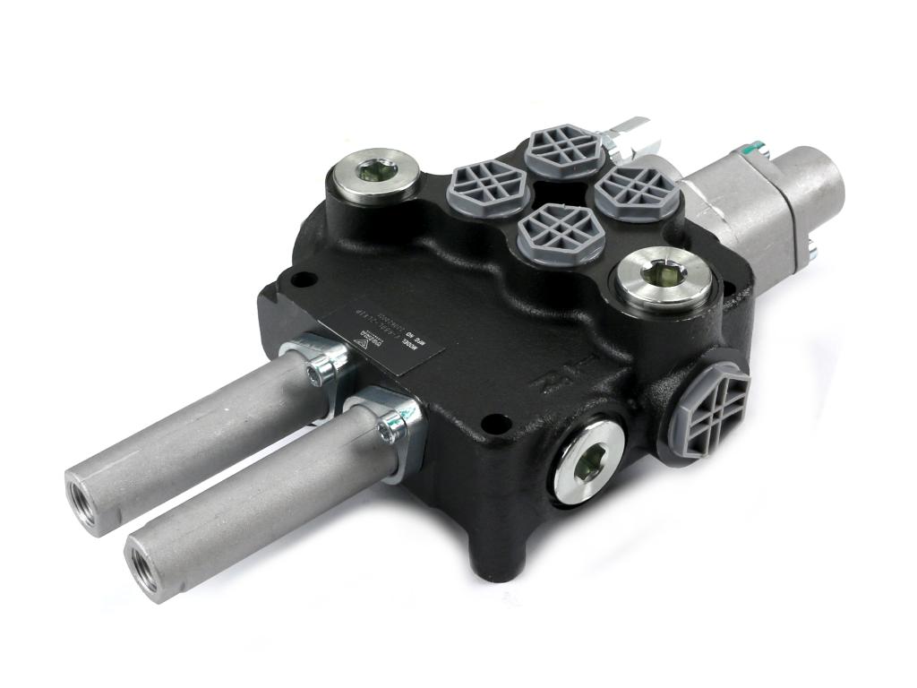 Rozdzielacz hydrauliczny 2-sekcyjny 80L (1-sekcja pływająca) sterowany na linkę VOIMA