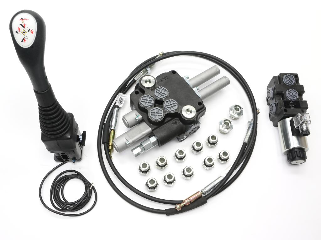 Zestaw (1 sekcja pływająca) do Ładowacz TUR -Rozdzielacz 80L 2-sekcyjny + Elektrozawór + Joystick z przyciskiem + Elementy złączne + Linki na kulkę 1500mm VOIMA