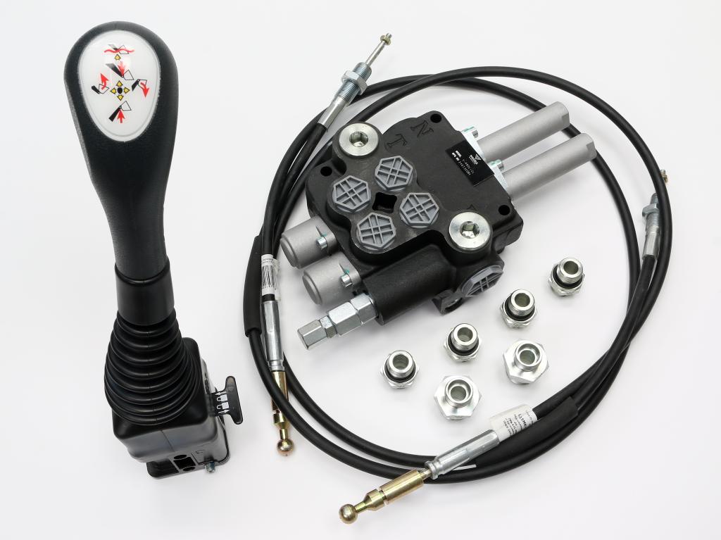 Zestaw do Ładowacz TUR -Rozdzielacz 80L 2-sekcyjny + Joystick bez przycisku + Elementy złączne + Linki na kulkę 1500mm VOIMA