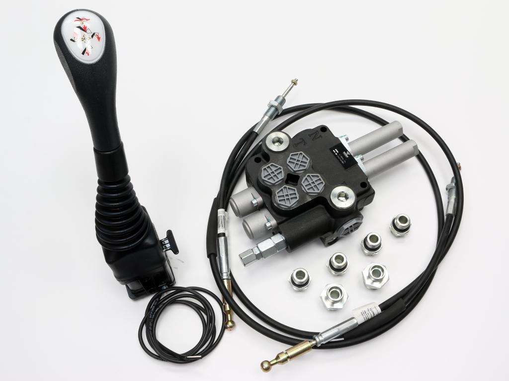 Zestaw do Ładowacz TUR -Rozdzielacz 80L 2-sekcyjny + Joystick z przyciskiem + Elementy złączne + Linki na kulkę 1500mm VOIMA