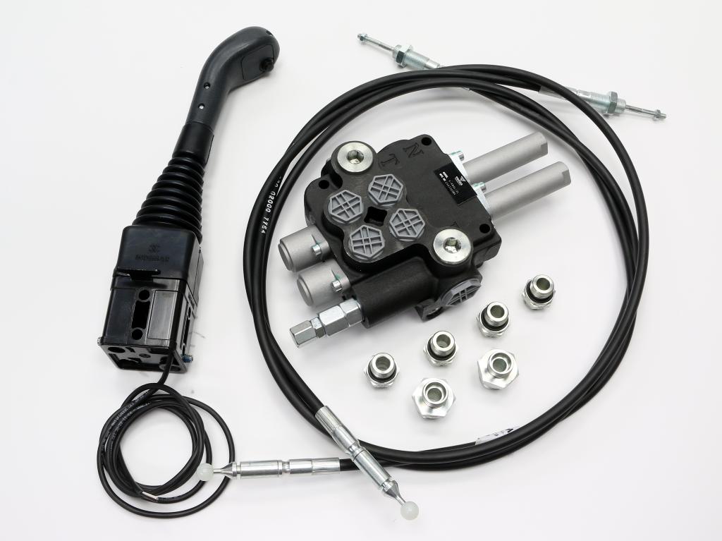 Zestaw do Ładowacz TUR -Rozdzielacz 80L 2-sekcyjny + Joystick z przyciskiem + Elementy złączne + Linki na kulkę 2000mm VOIMA