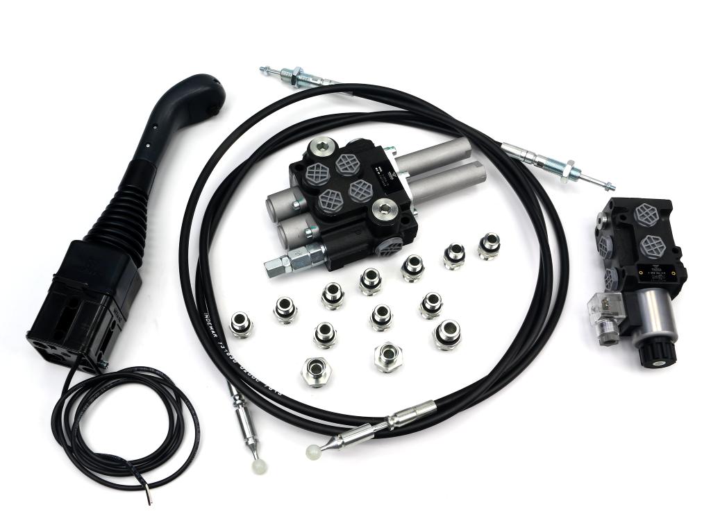 Zestaw do Ładowacz TUR -Rozdzielacz 40L 2-sekcyjny + Elektrozawór + Joystick z przyciskiem + Elementy złączne + Linki na kulkę 2000mm VOIMA