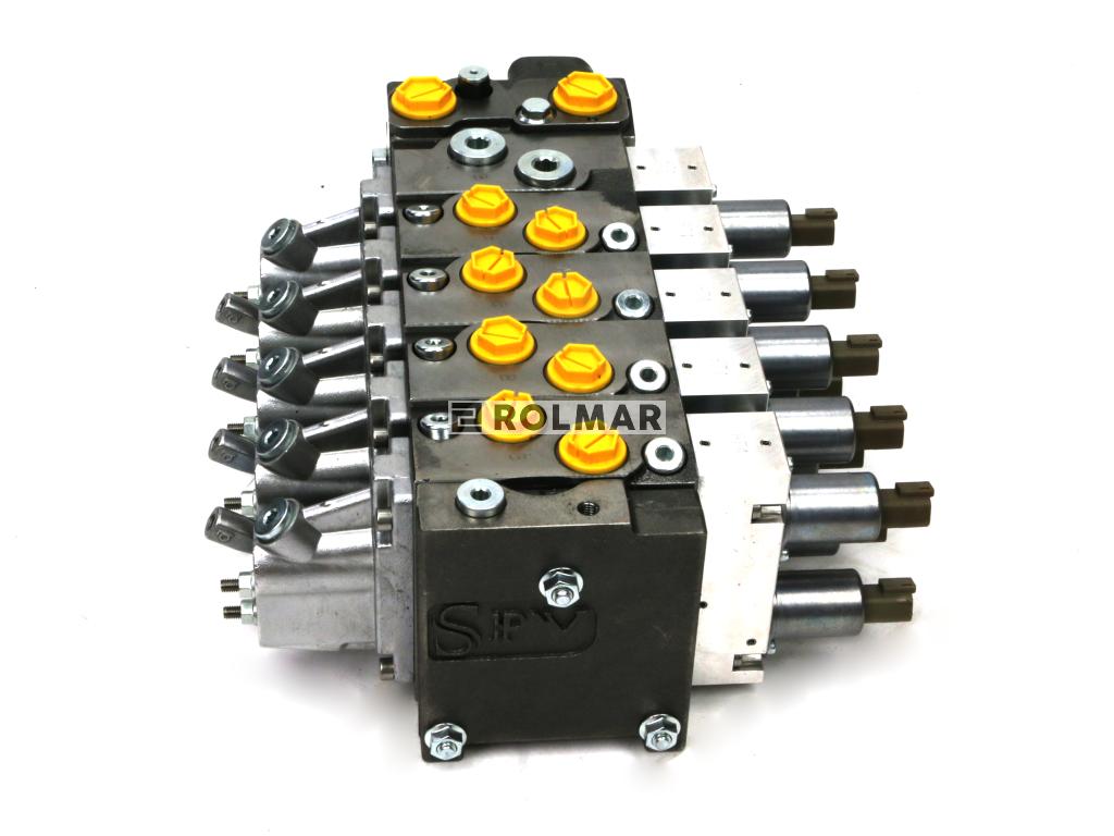 Rozdzielacz 5 sekcyjny. 120 l/min.. proporcjonalny. kompensacja ciśnienia LS. z opcją sterowania dźwigniami. zaworem zrzutowym. 24V DC