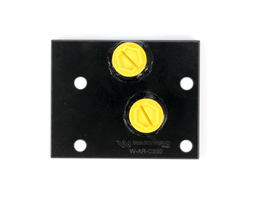 Adapter zewnętrznego rozdzielacza w ciągniku rolniczym Ursus C-330 Waryński