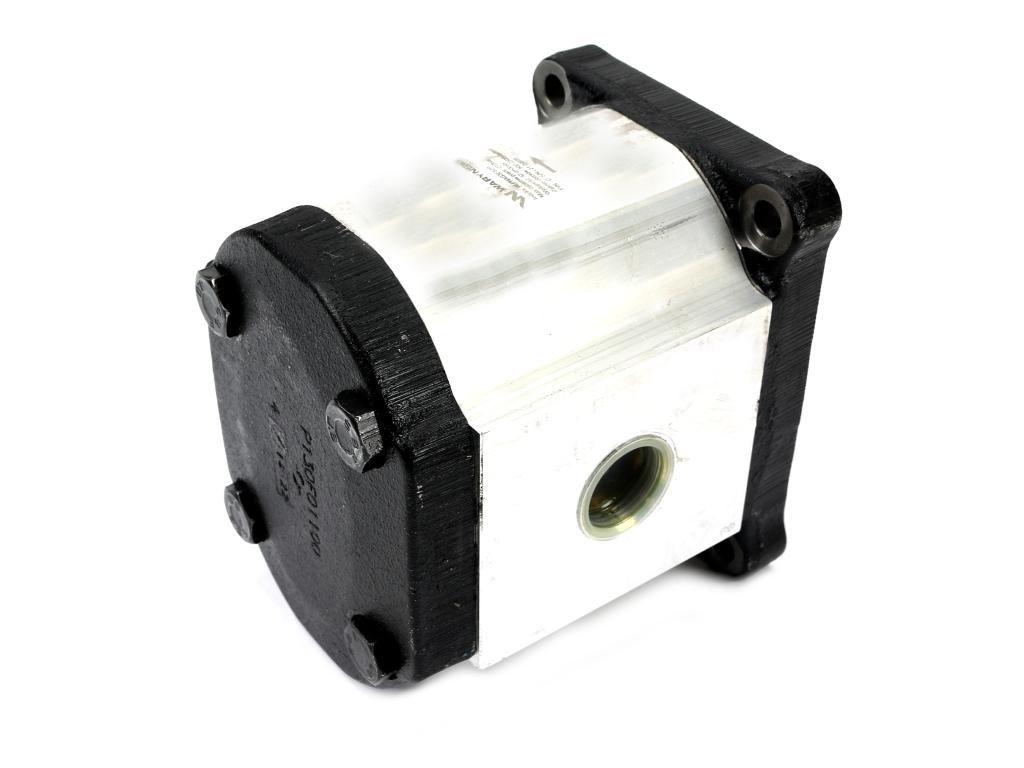 Pompa hydrauliczna zębata 52.0cm3 (grupa 3 - typ europejski) wałek 1:8 przyłącza gwintowane (obroty prawe) max.210 bar Waryński