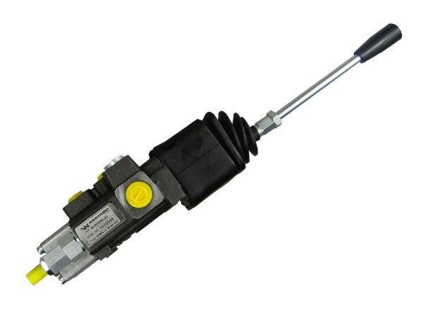 Rozdzielacz hydrauliczny 2-sekcyjny max przepływ 40L  z joystickiem  Waryński