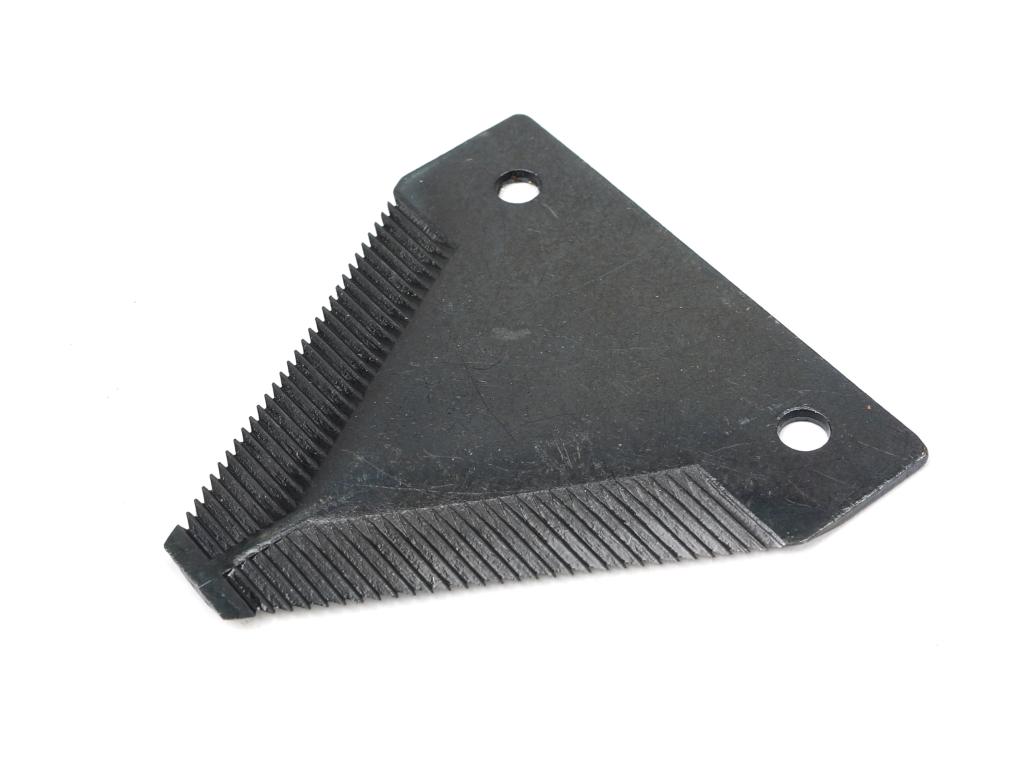 Nóż żniwny 75x76x2mm otwór 5.5 zastosowanie MF1389SP Case MF WARYŃSKI ( sprzedawane po 25 )